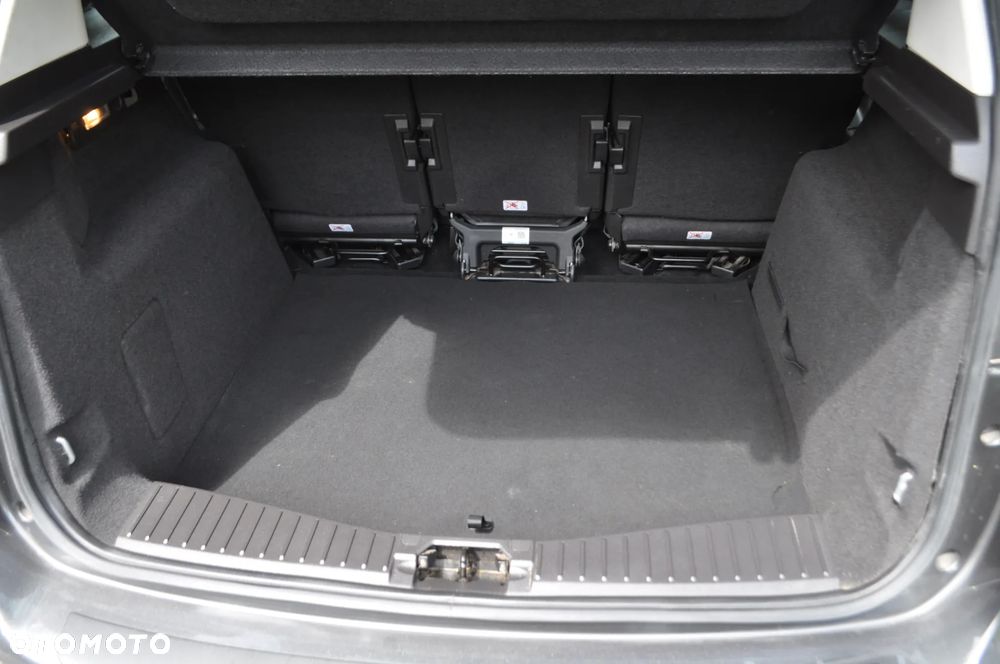 Ford C-MAX 2.0 TDCi Titanium ASS - 32