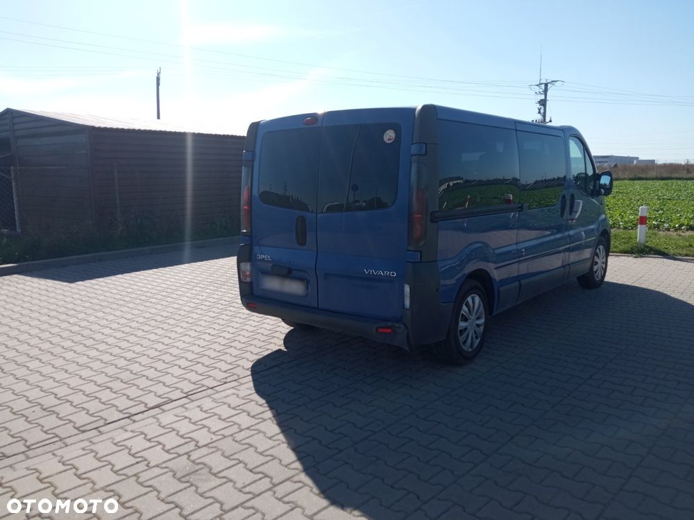 Opel Vivaro - 2