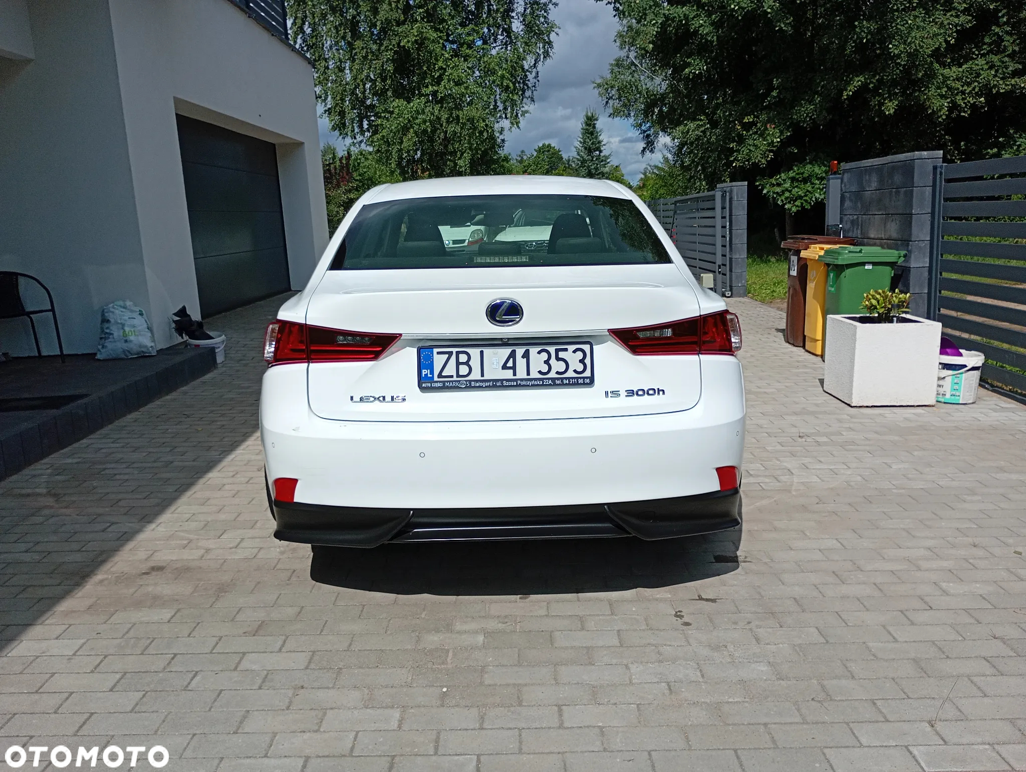Lexus IS 300h F Sport - 21