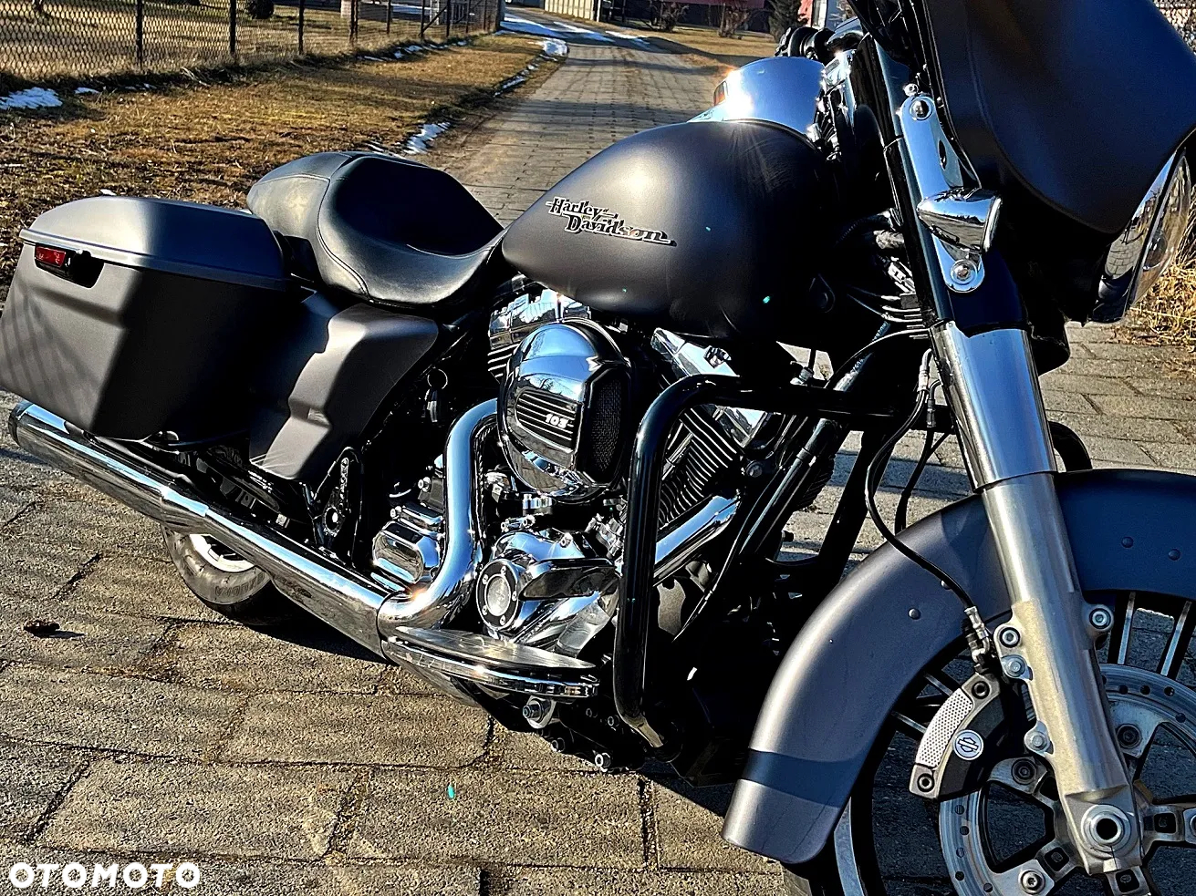 Harley-Davidson Touring Street Glide - 10