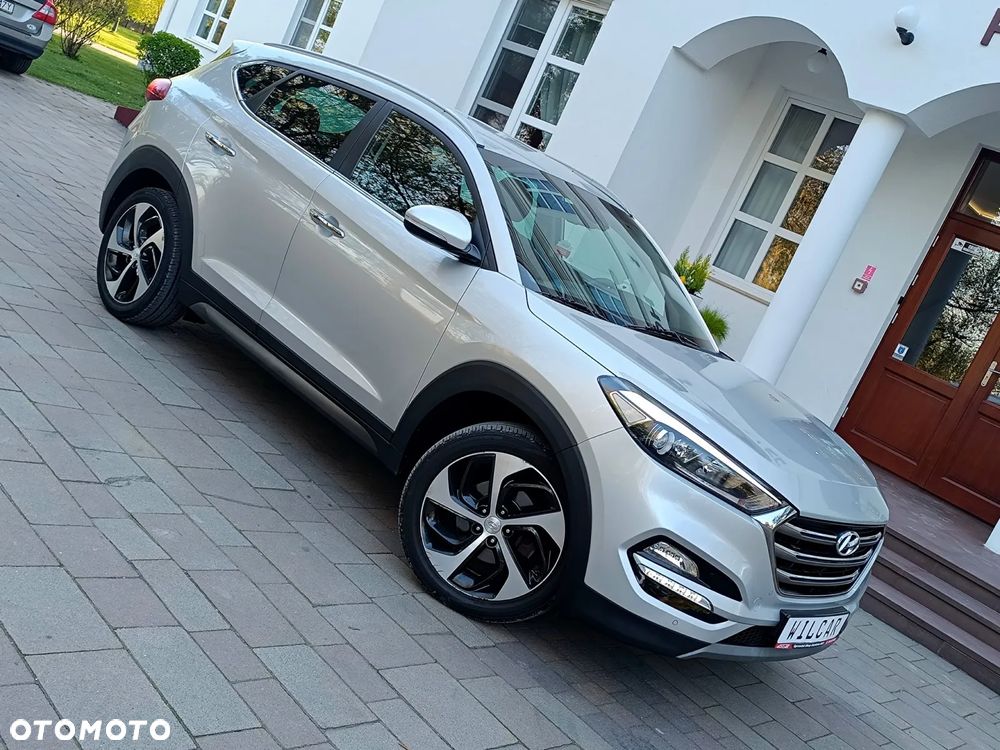 Hyundai Tucson 1.7 CRDI BlueDrive GO 2WD - 11