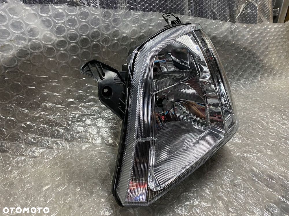 LAMPA ZWYKŁA LEWA OPEL MERIVA A - 2