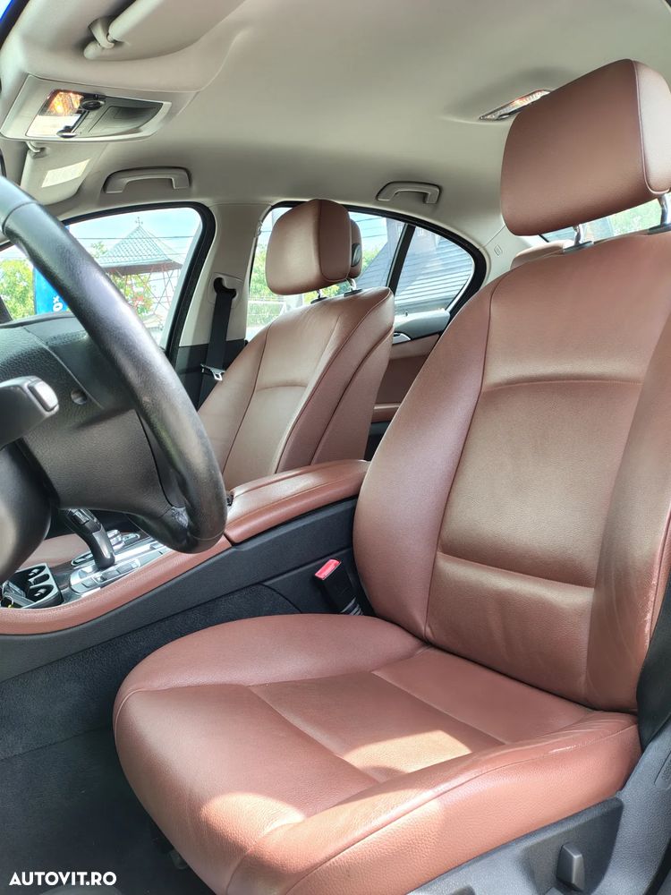 BMW Seria 5 525d xDrive AT - 7