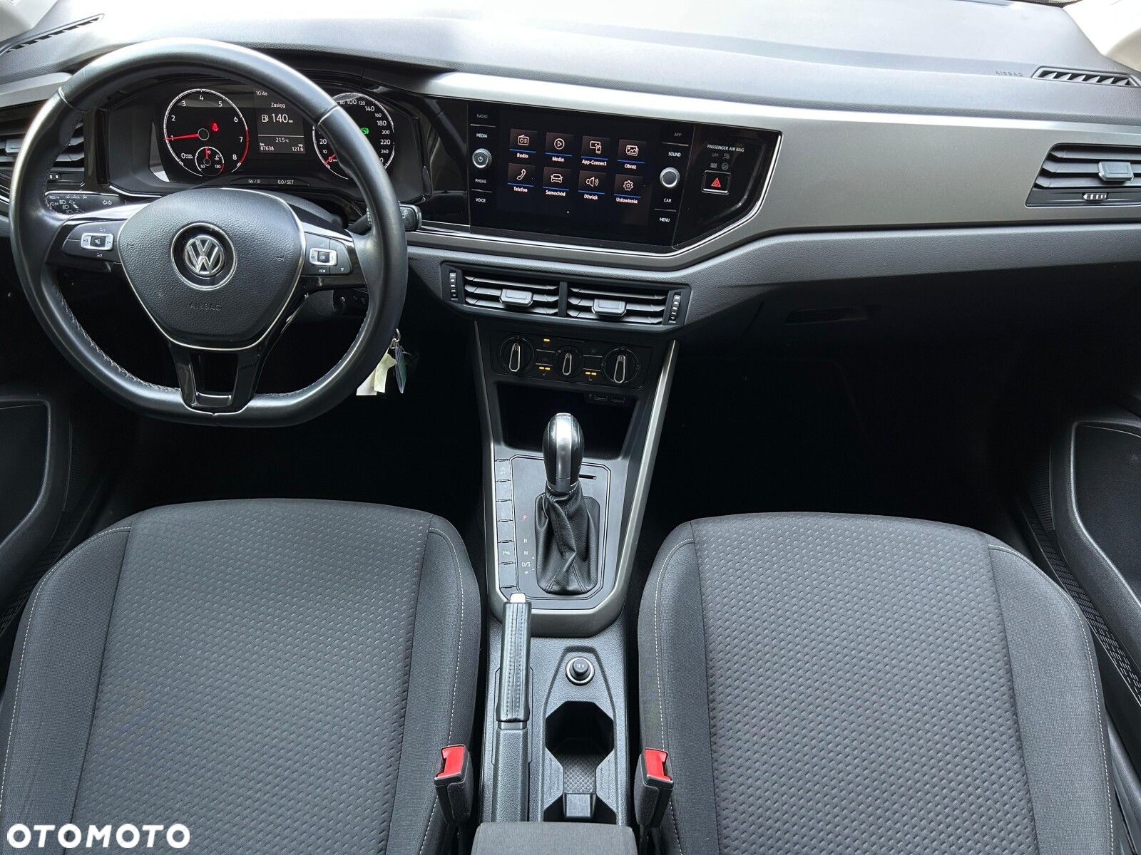 Volkswagen Polo 1.0 TSI Comfortline DSG - 4