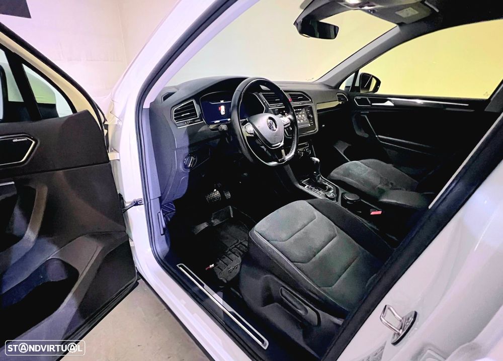 VW Tiguan 2.0 TDI R-Line DSG 4Motion - 17