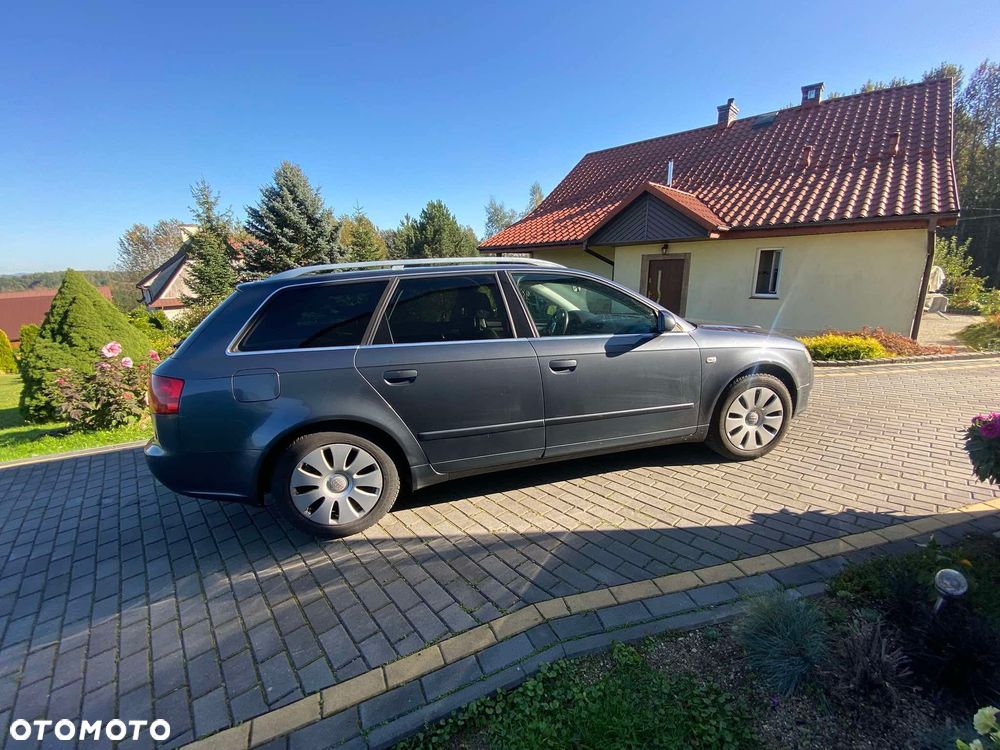 Audi A4 - 4