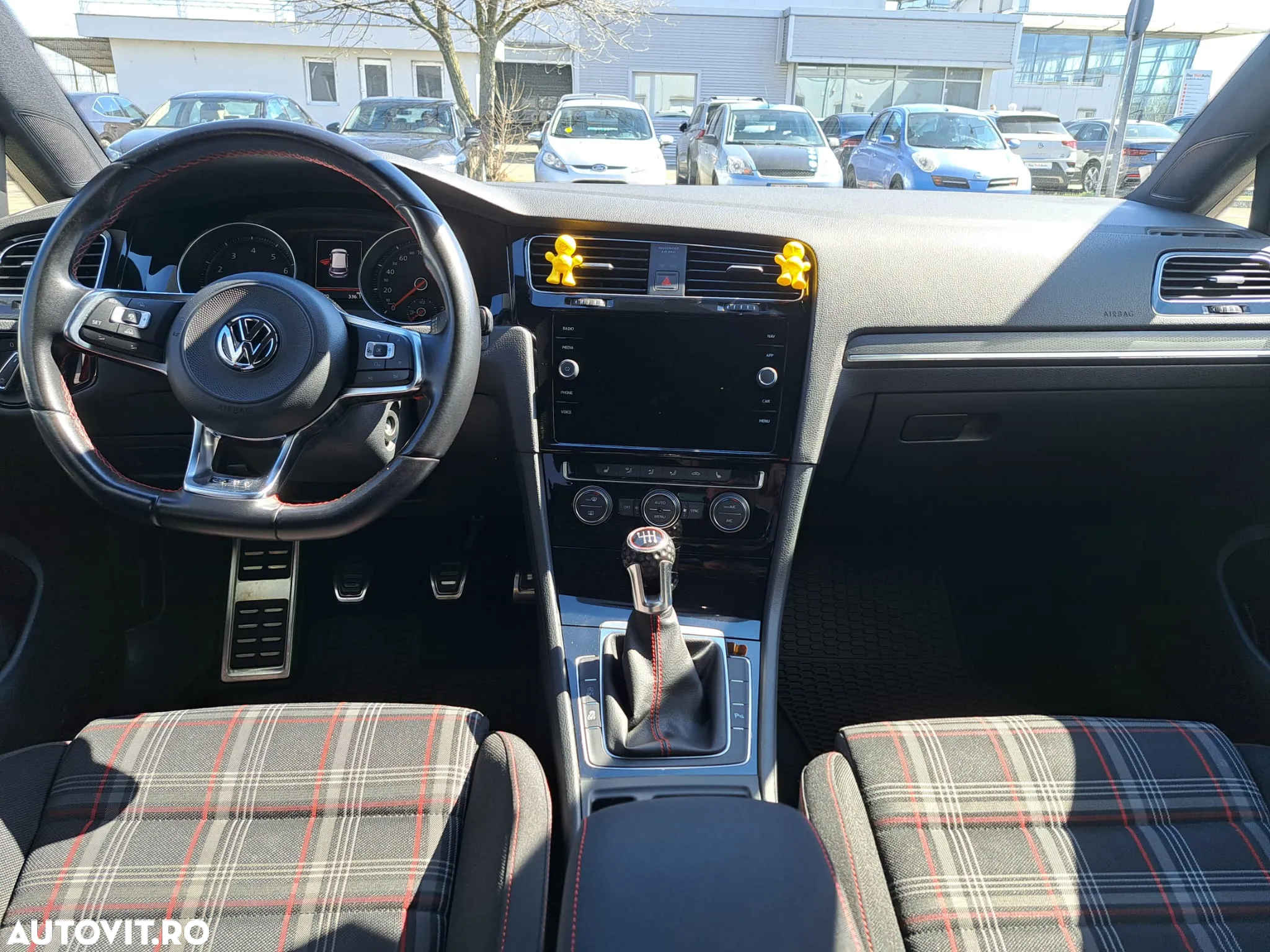 Volkswagen Golf 2.0 TSI GTI - 9