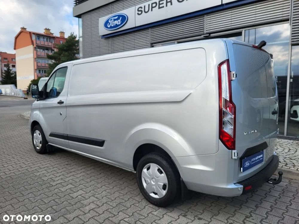 Ford TRANSIT CUSTOM - 6