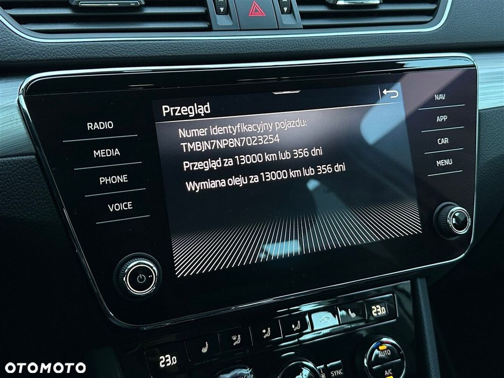 Skoda Superb 1.5 TSI Ambition DSG - 26