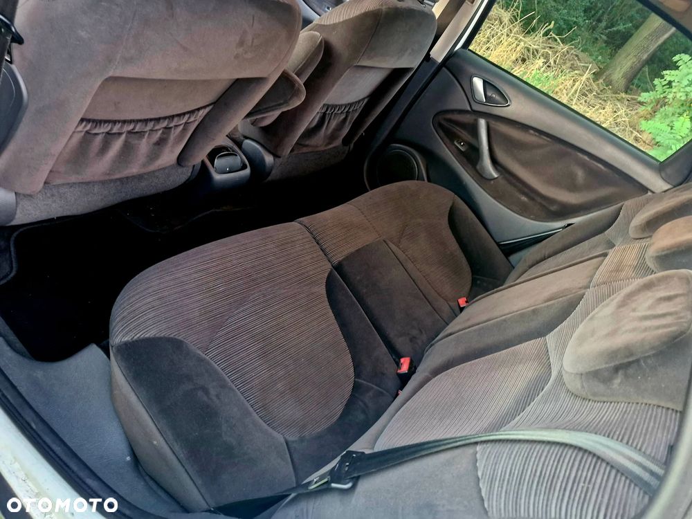 Citroën C5 1.6 HDi Dynamique - 10