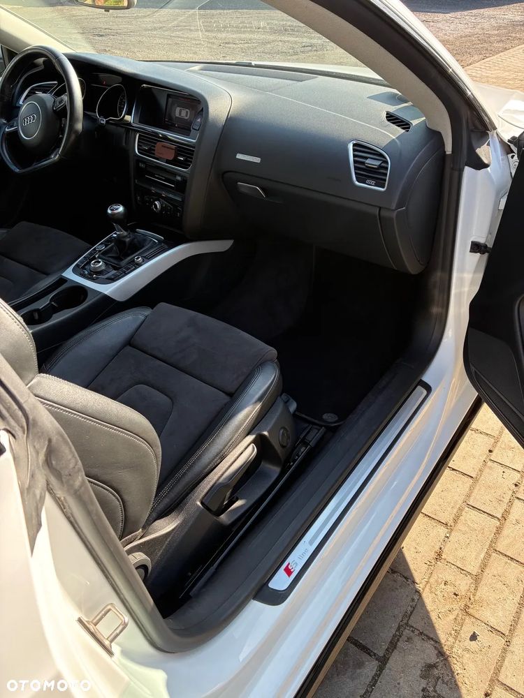 Audi A5 Coupé 2.0 TDI Quattro - 13