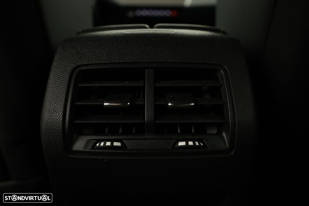 Peugeot 308 1.2 PureTech GT EAT8 - 22