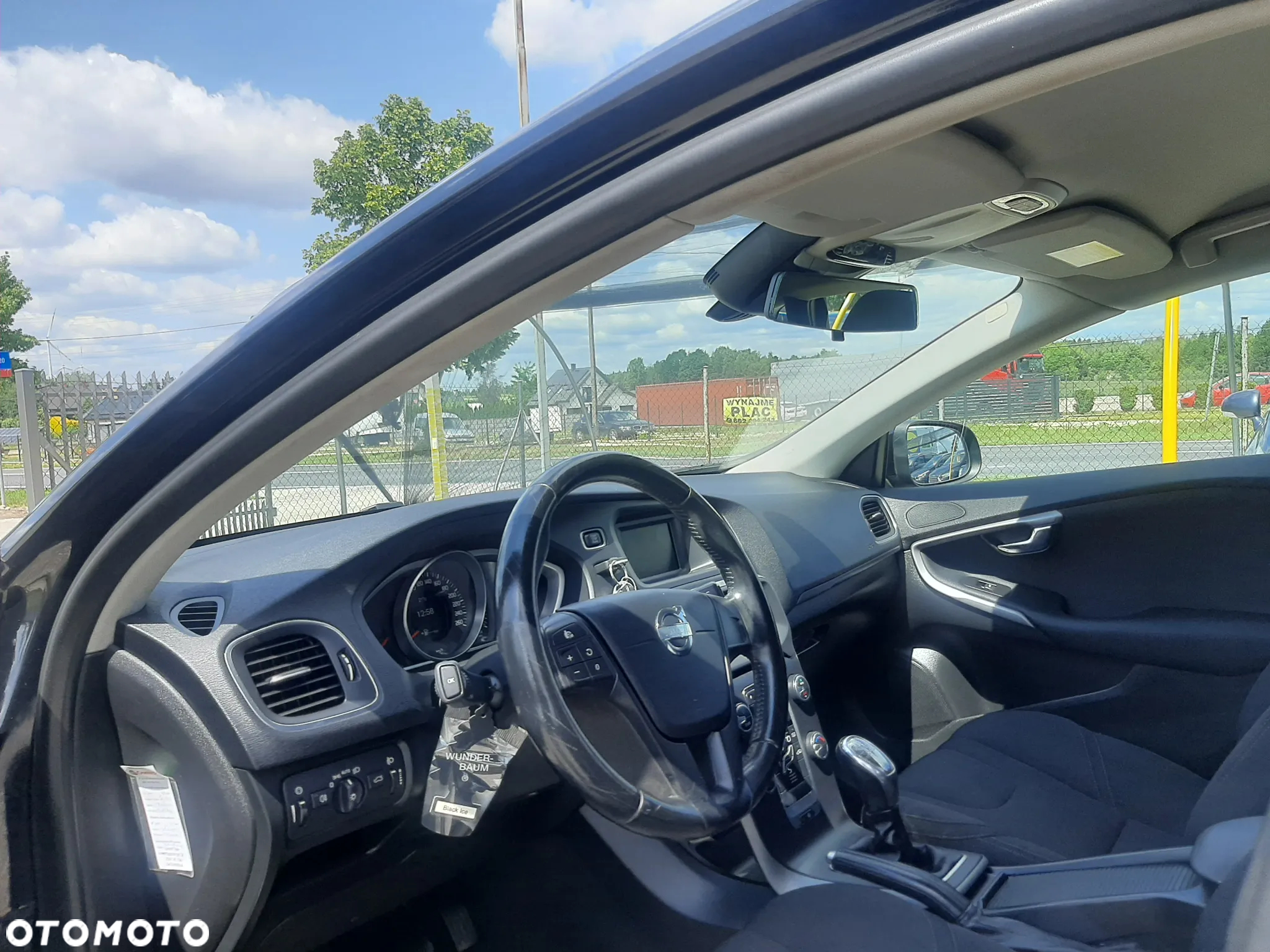 Volvo V40 D2 Momentum - 13