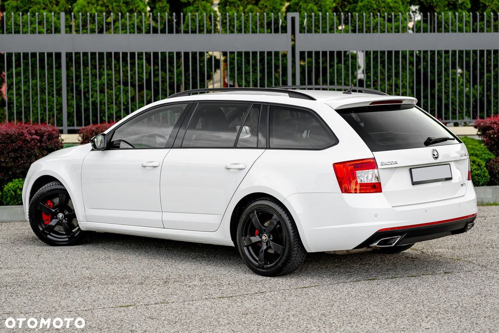 Skoda Octavia 2.0 TSI RS - 13
