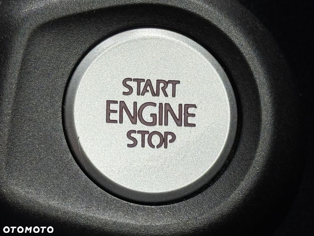 Volkswagen Scirocco 1.4 TSI BlueMotion Technology Club - 36