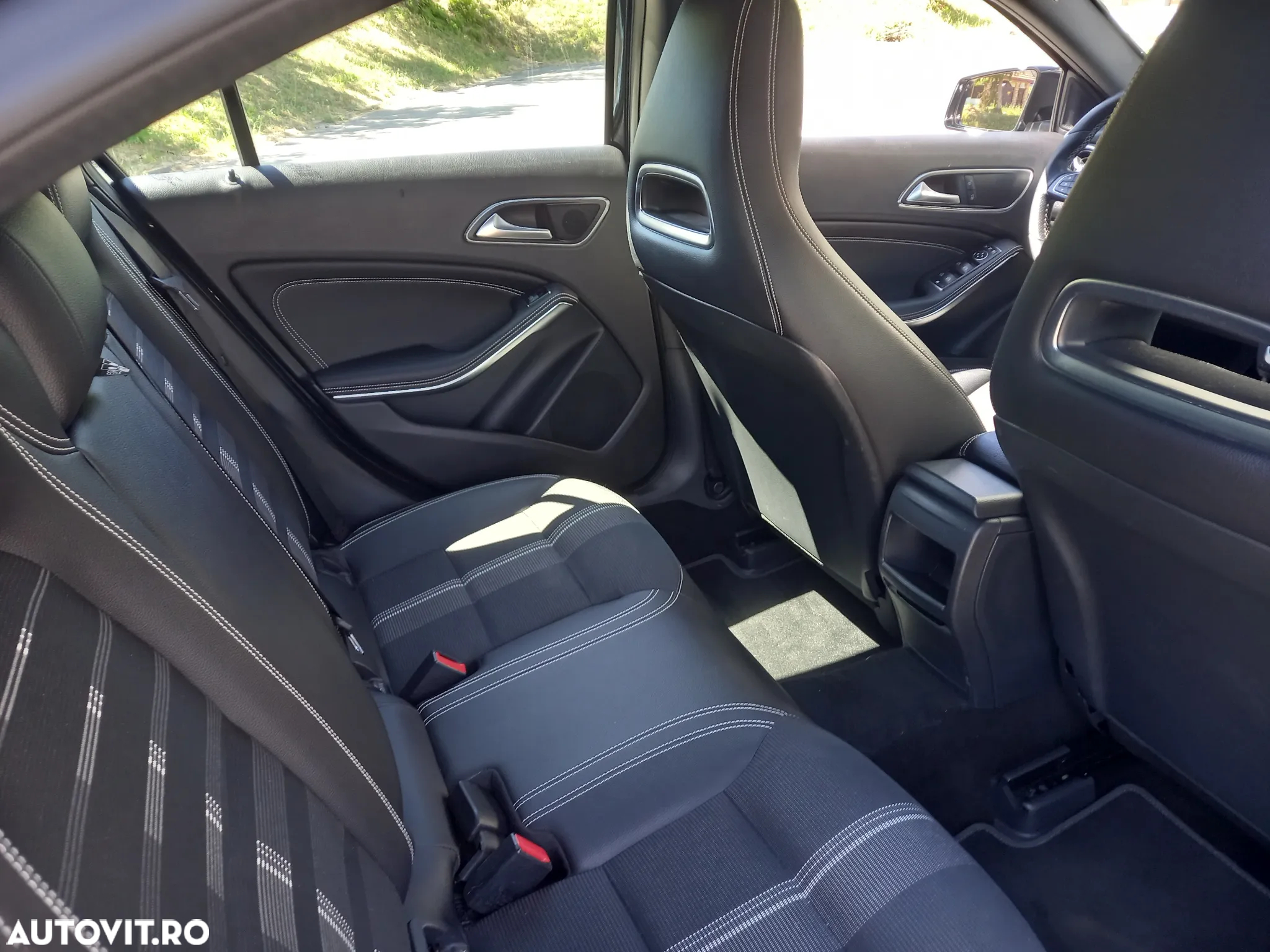 Mercedes-Benz A 180 (BlueEFFICIENCY) AMG Sport - 8