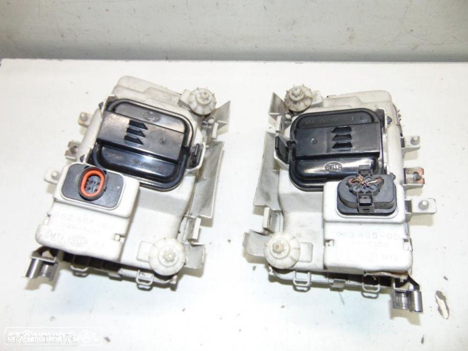 VW Polo modelo 1994 a 1999 faróis - 4