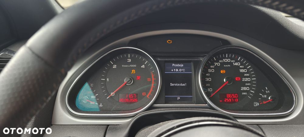 Audi Q7 - 11