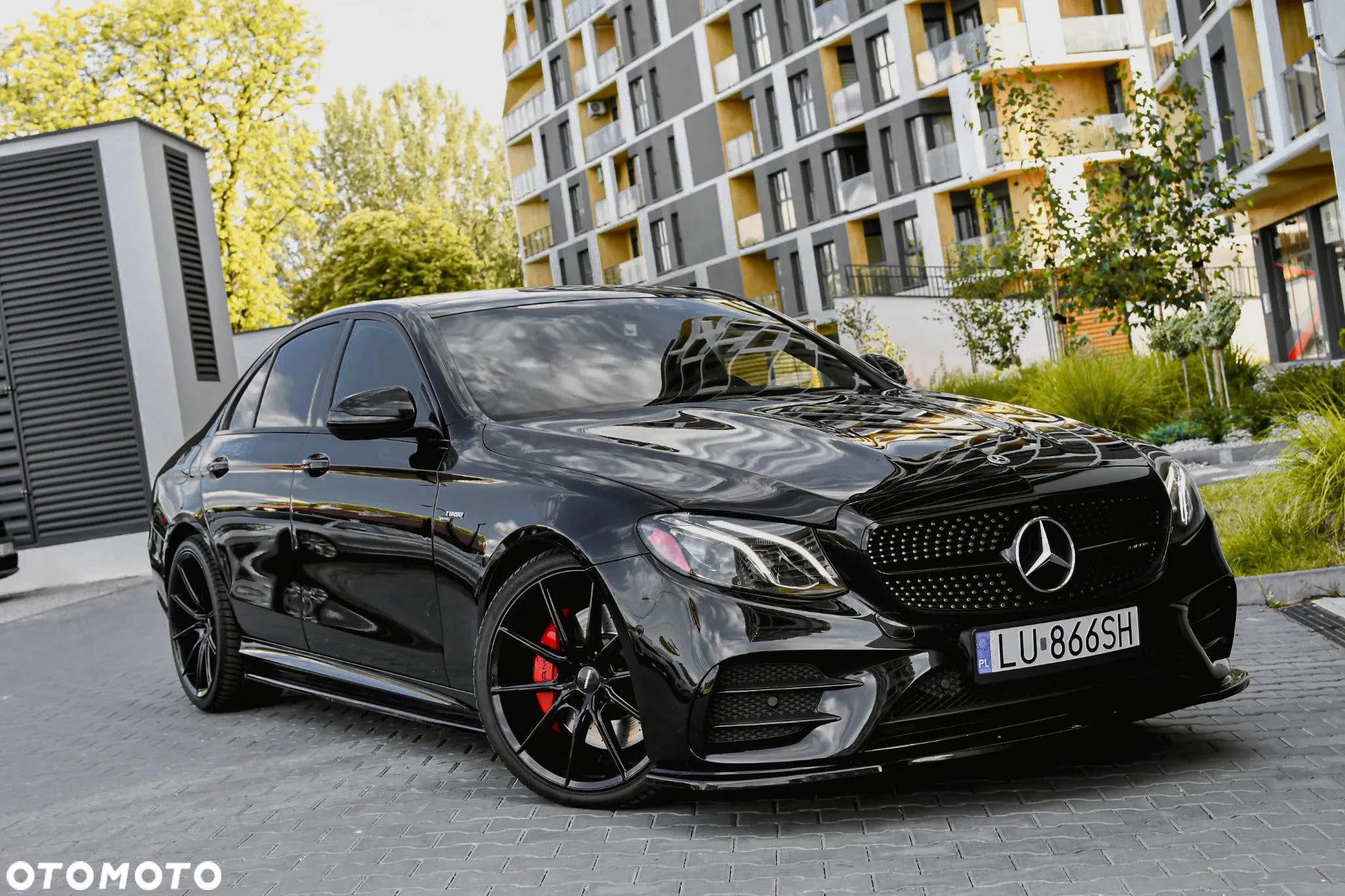 Mercedes-Benz Klasa E AMG 53 Coupe 4-Matic+ 9G-TRONIC - 1