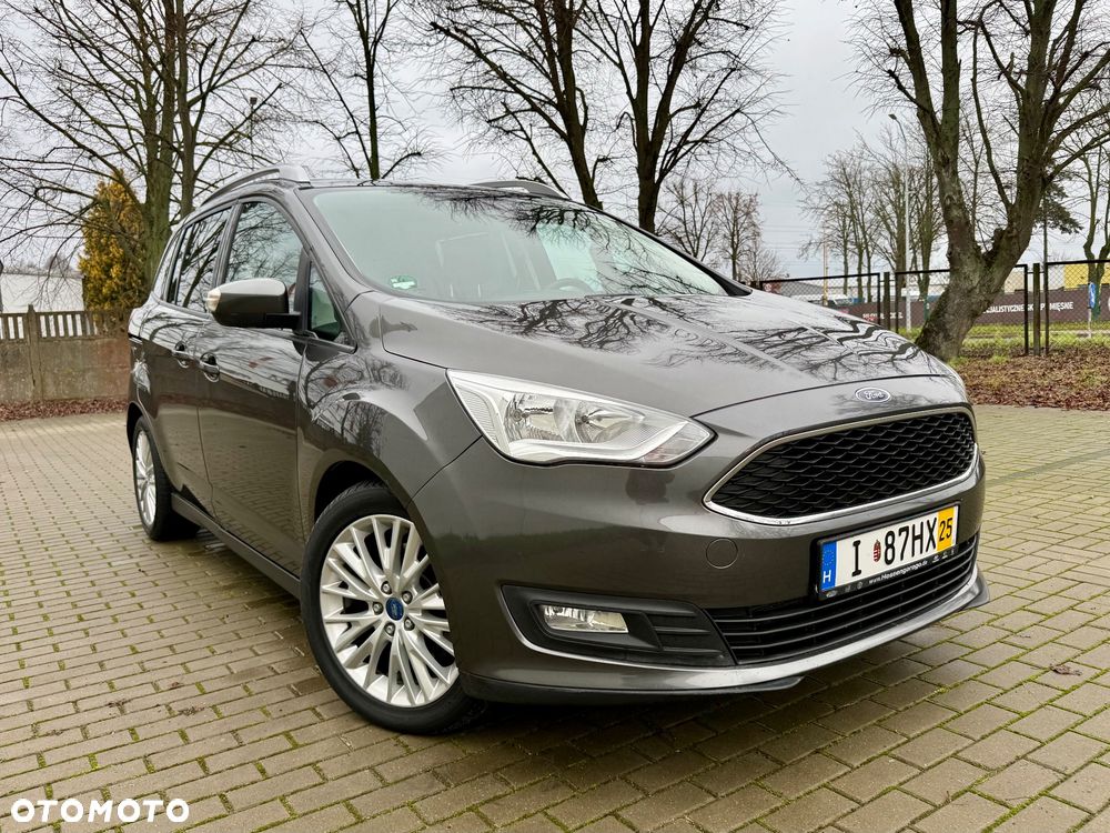 Ford Grand C-MAX - 32