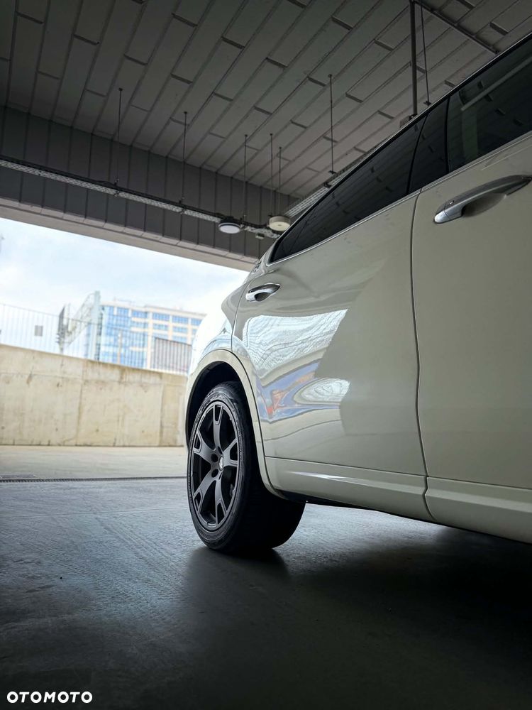 Maserati Levante - 14