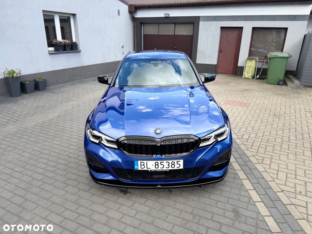 BMW Seria 3 320d xDrive M Sport - 4