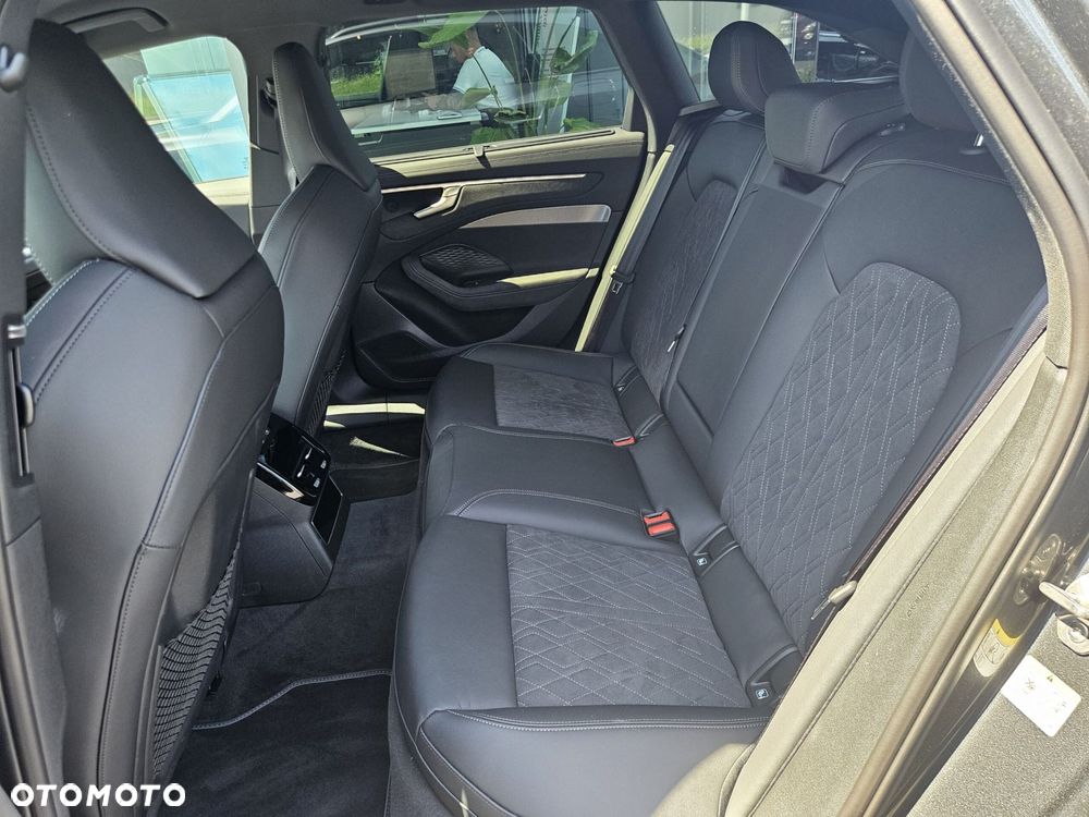 Audi A6 Avant e-Hybrid 220 kW Quattro S tronic - 12