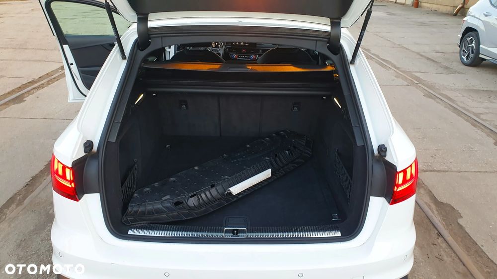 Audi A4 Avant - 20