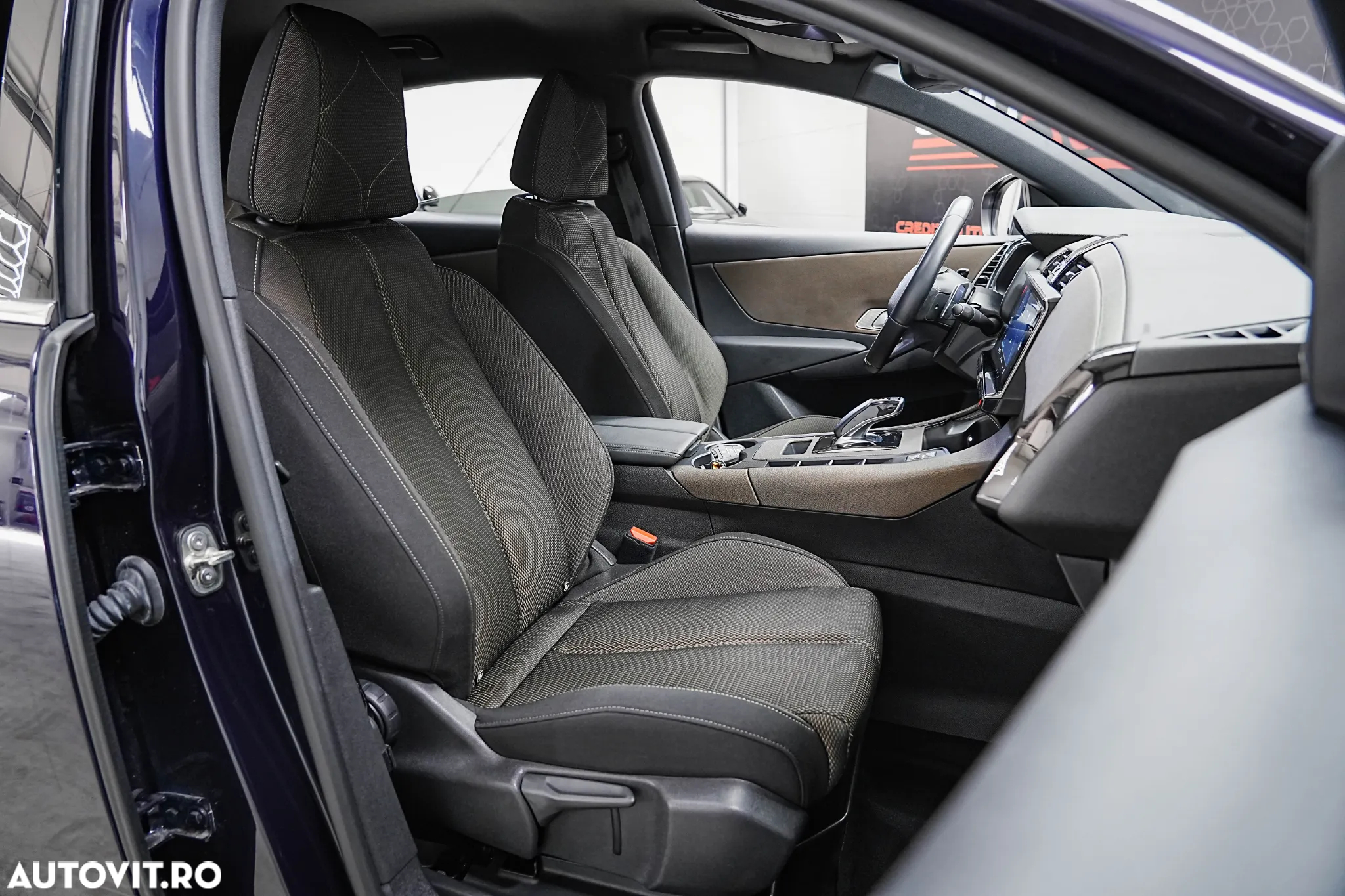 DS Automobiles DS 7 Crossback DS7 1.5 BlueHDi 130 S&S EAT8 PERFORMANCE LINE + - 13