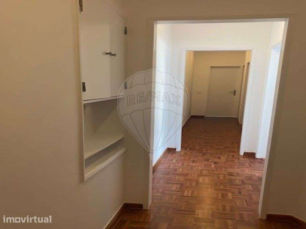 Apartamento T2 para arrendamento - Grande imagem: 2/33