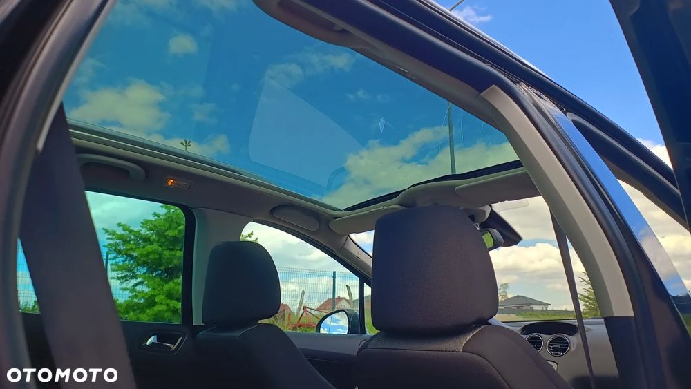 Peugeot 308 SW e-HDi FAP 110 Stop&Start Family - 28