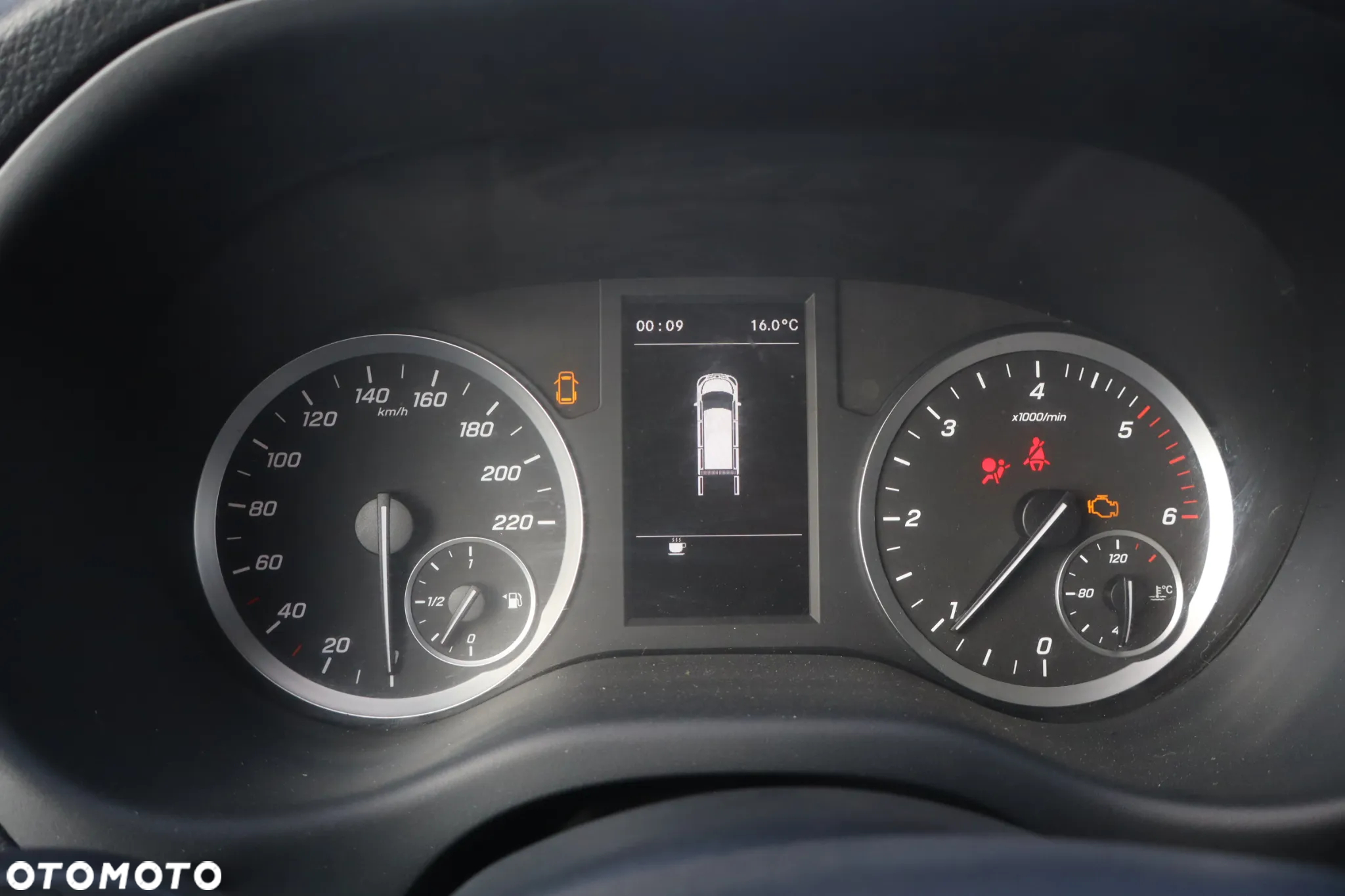 Mercedes-Benz Vito - 12