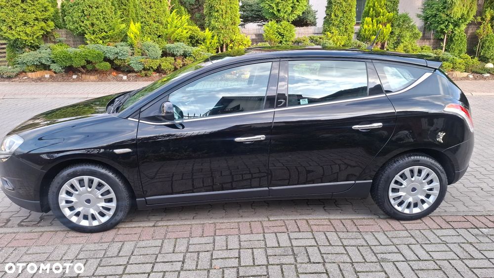 Lancia Delta 1.4 T-Jet Oro - 3