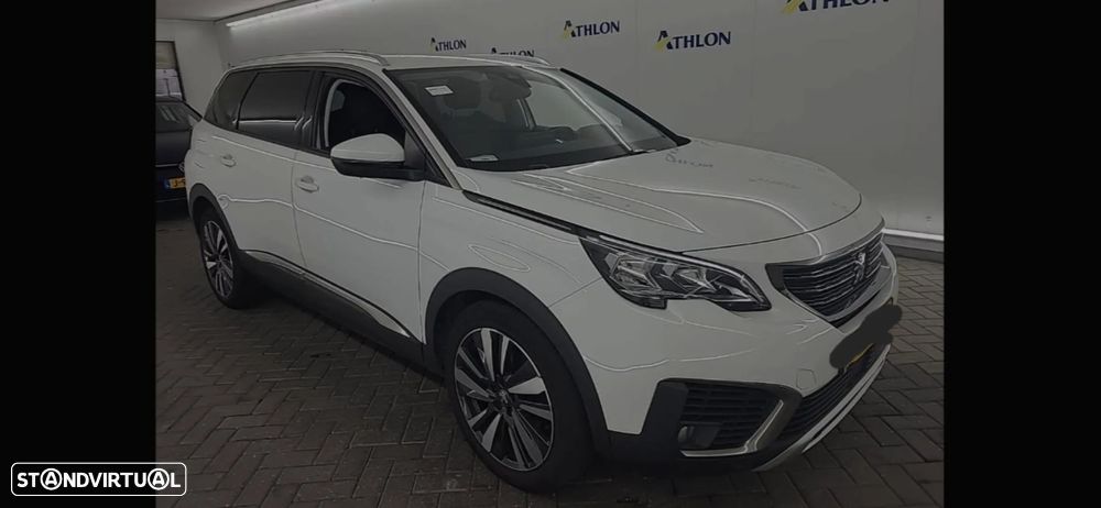 Peugeot 5008 1.2 PureTech Allure - 2