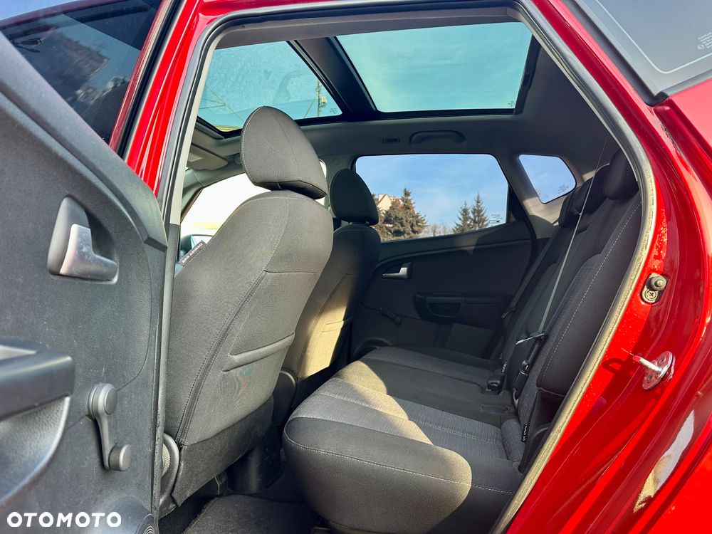 Kia Venga 1.4 CVVT Business Line - 23