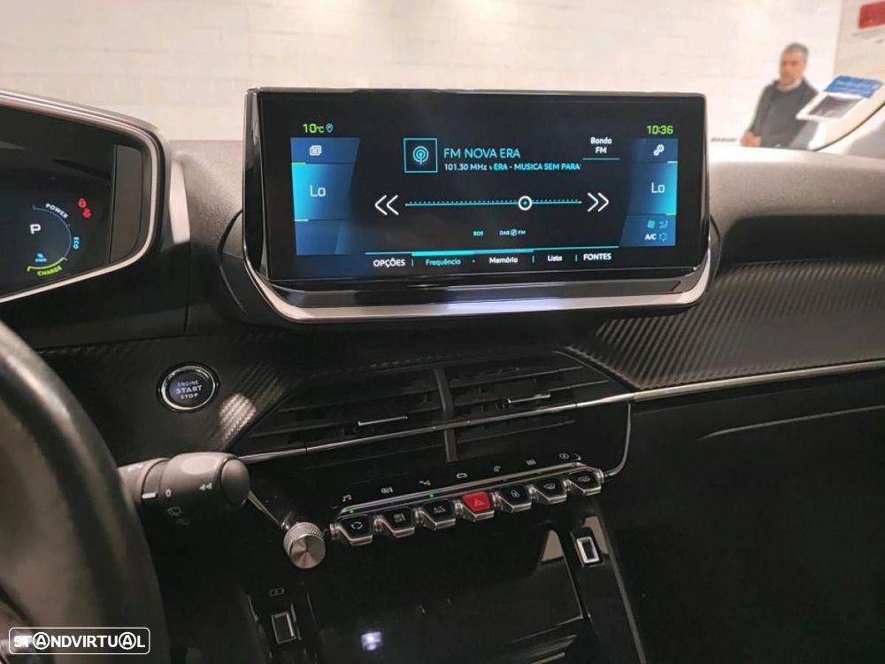 Peugeot e-2008 50 kWh Allure Pack - 7