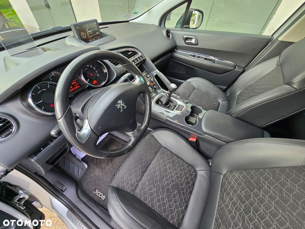 Peugeot 3008 2.0 HDi Allure - 28