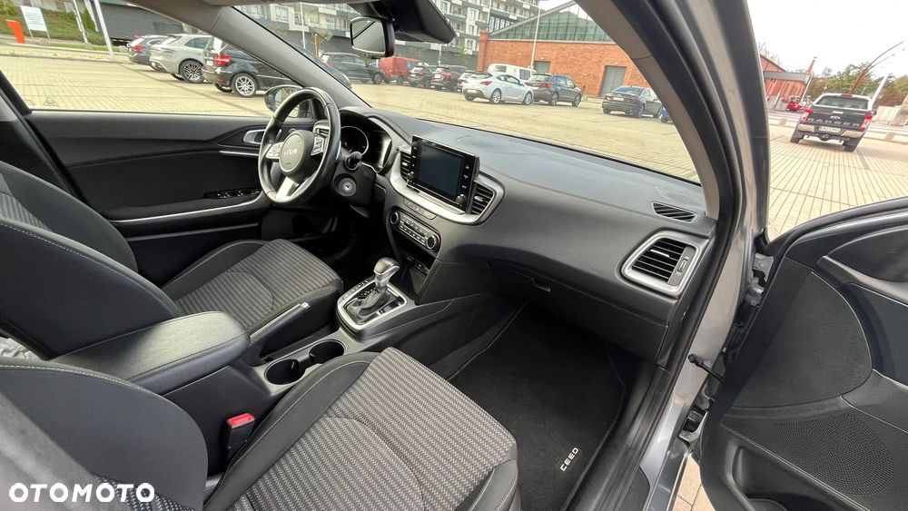 Kia Ceed 1.5 T-GDI M DCT - 12