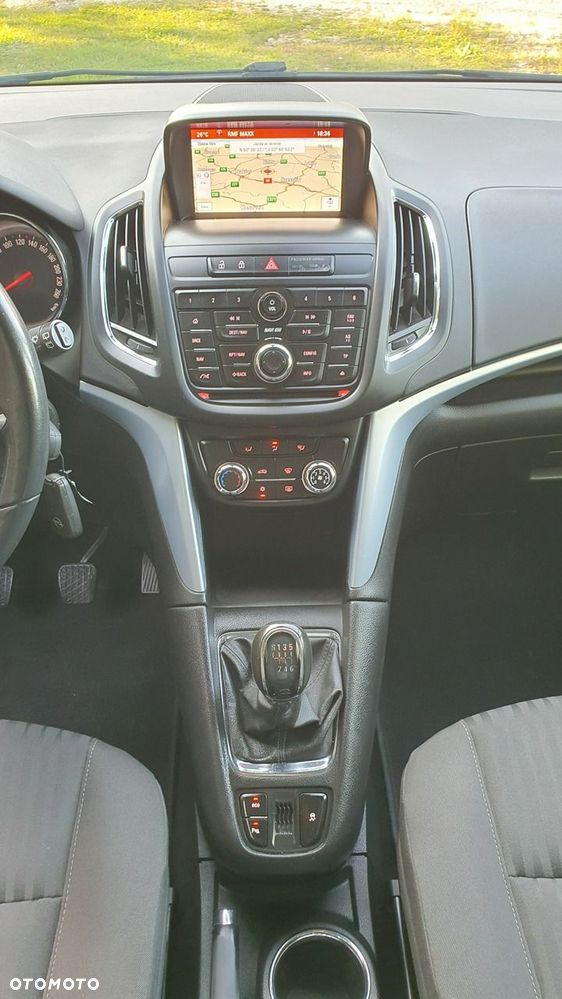 Opel Zafira - 22