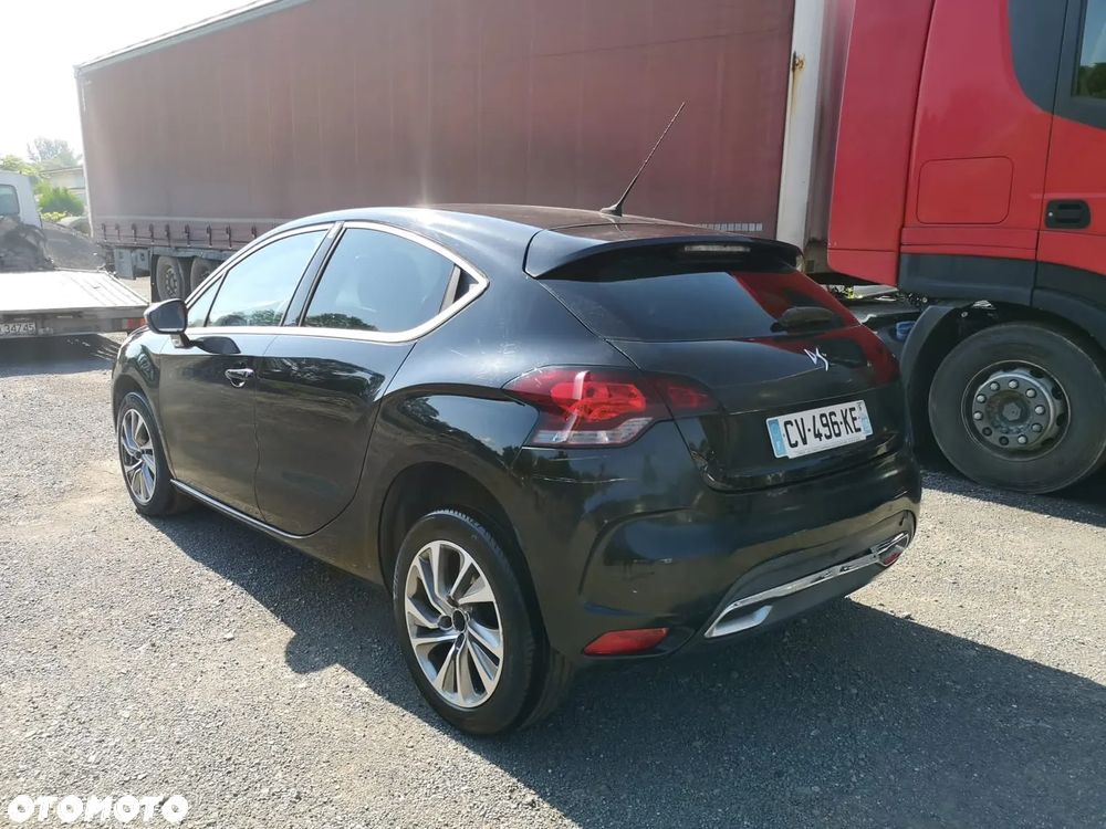 Citroën DS4 1.6 HDi SoChic - 27