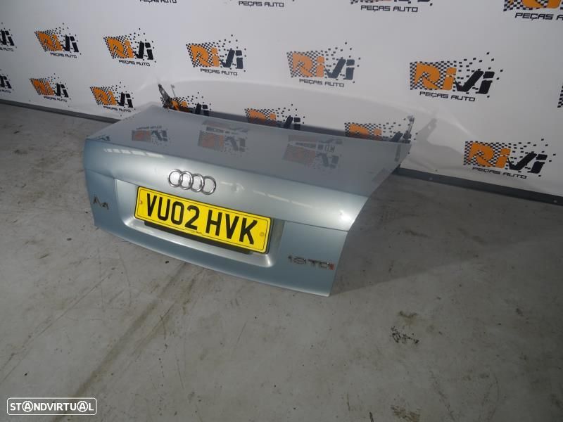 Tampa Da Mala Audi A4 (8E2, B6)  Mala De Um Audi A4 B6 Sedan - 3