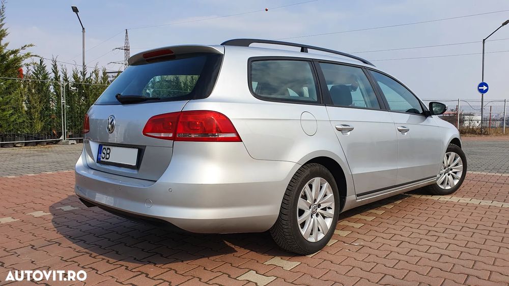 Volkswagen Passat 2.0 TDI DSG BlueMotion Technology Trendline - 3