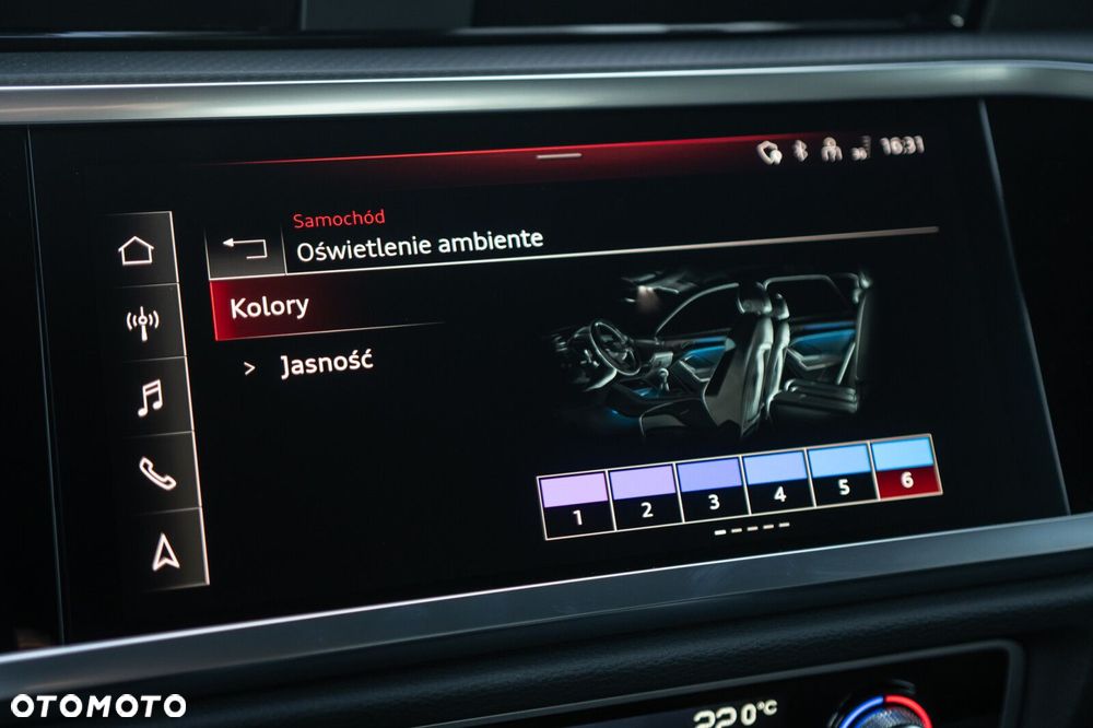 Audi Q3 - 22