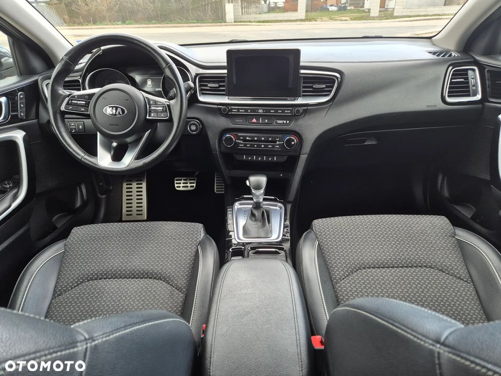 Kia Ceed 1.6 CRDi DCT GT Line - 14