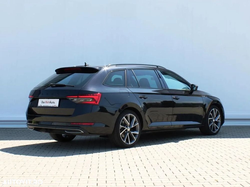 Skoda Superb Combi 2.0 TDI DSG SportLine - 5