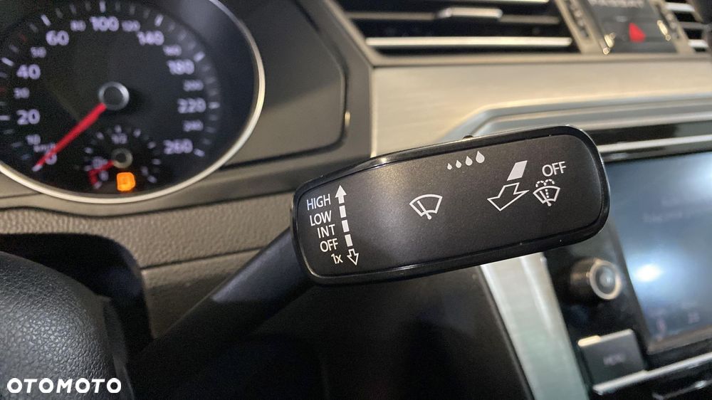 Volkswagen Passat 2.0 TDI EVO Essence - 23