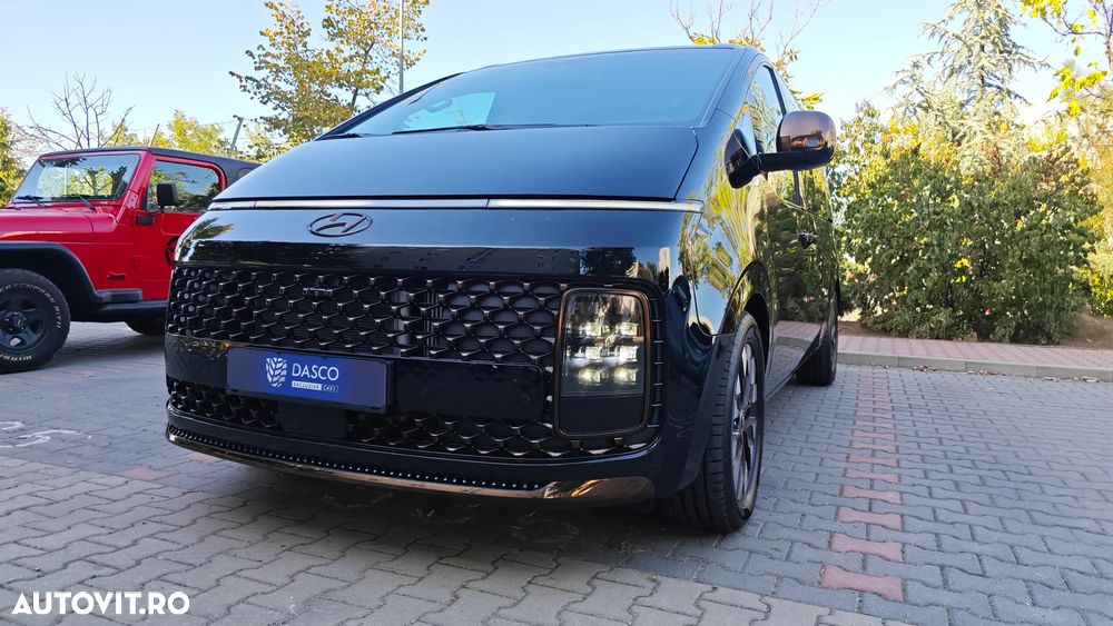 Hyundai Staria 2.2 CRDi Signature - 25