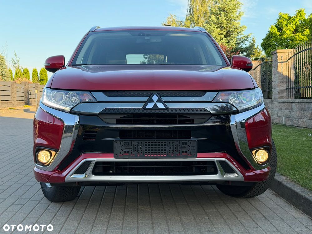 Mitsubishi Outlander Intense + - 38