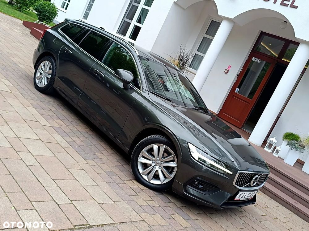 Volvo V60 D3 Momentum Core - 11