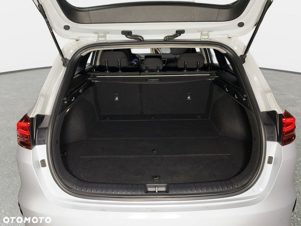 Kia Ceed - 14